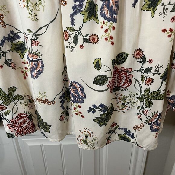 Loft Cream Blue Red Floral Half Button Long Sleeve Boho Top Womens Size L NEW - Picture 3 of 10